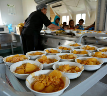refugees cafeteria